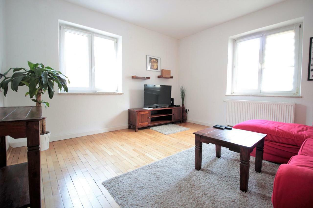 Charming 3-Bedroom Apartment With Parking Lot Вюрцбург Экстерьер фото