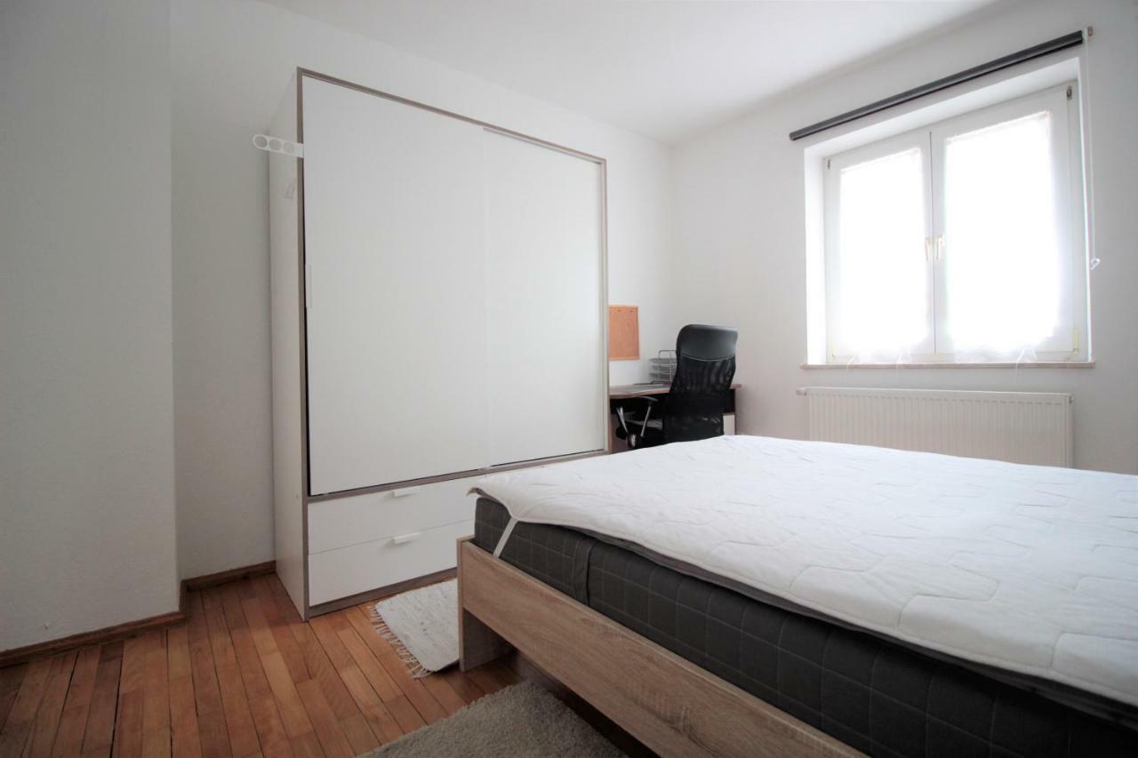 Charming 3-Bedroom Apartment With Parking Lot Вюрцбург Экстерьер фото