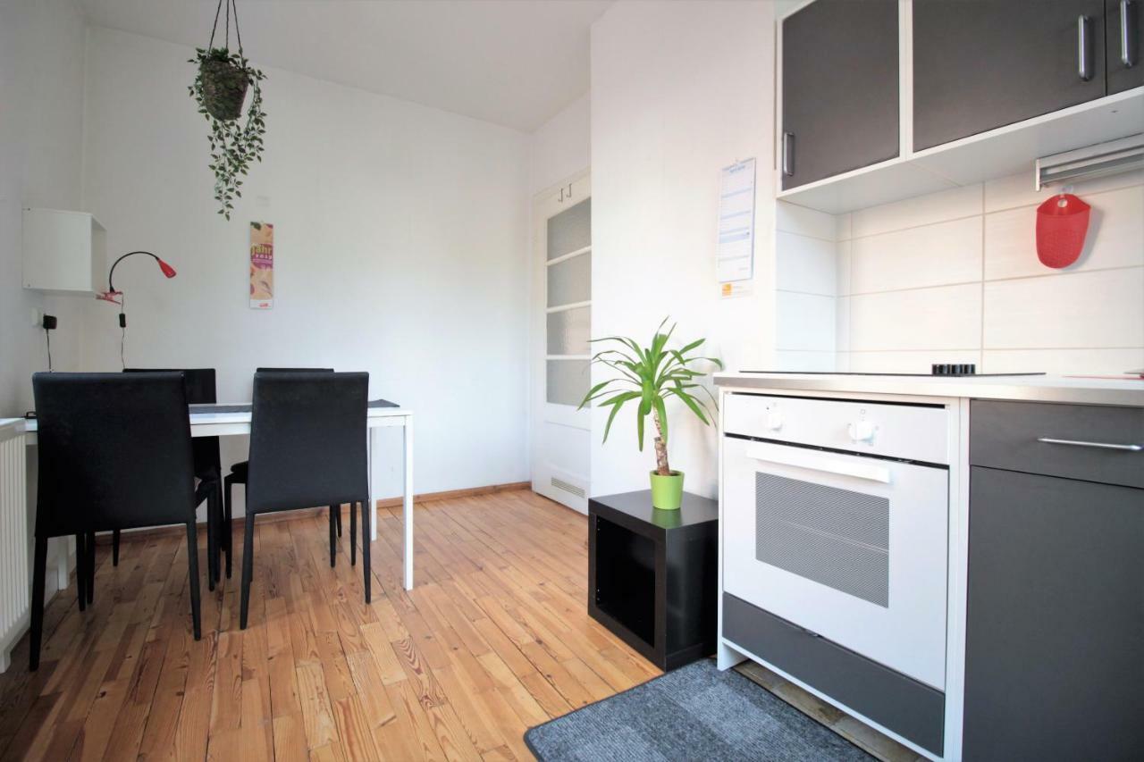 Charming 3-Bedroom Apartment With Parking Lot Вюрцбург Экстерьер фото